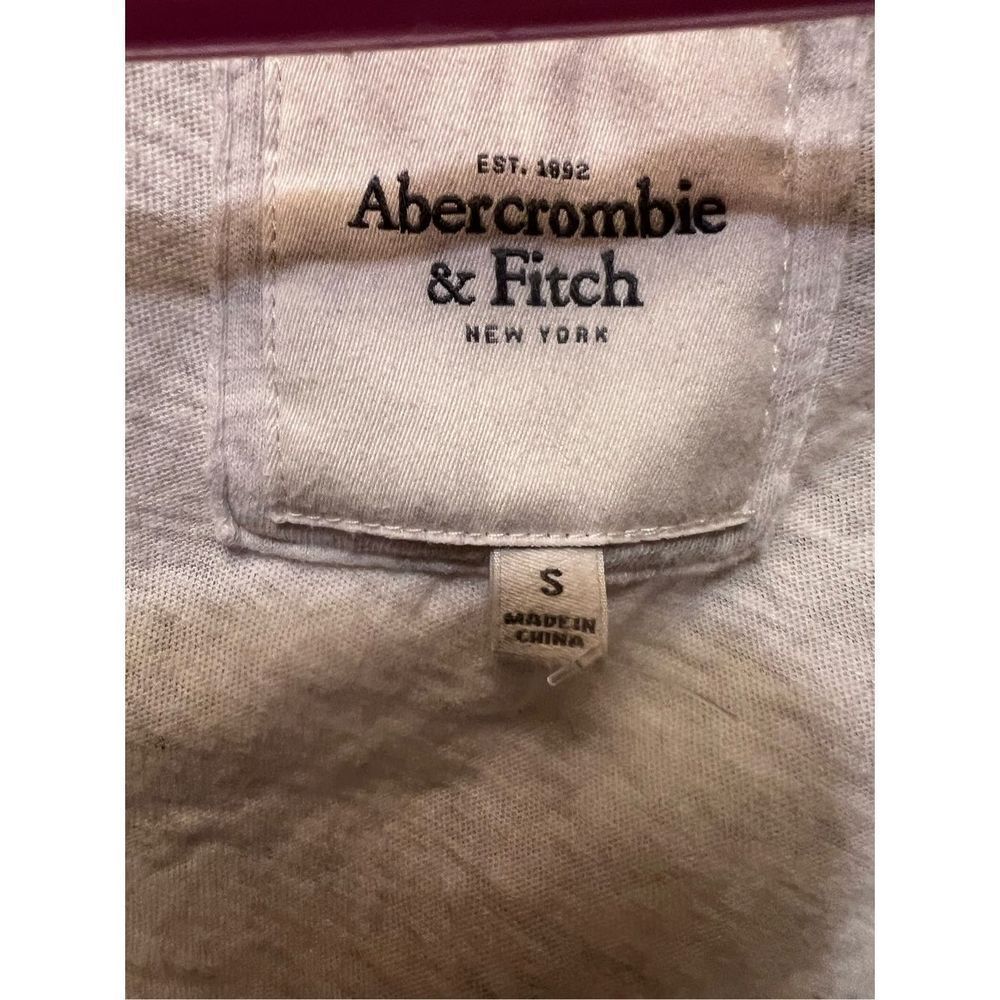 Cute shirt - Picture 4 of 4